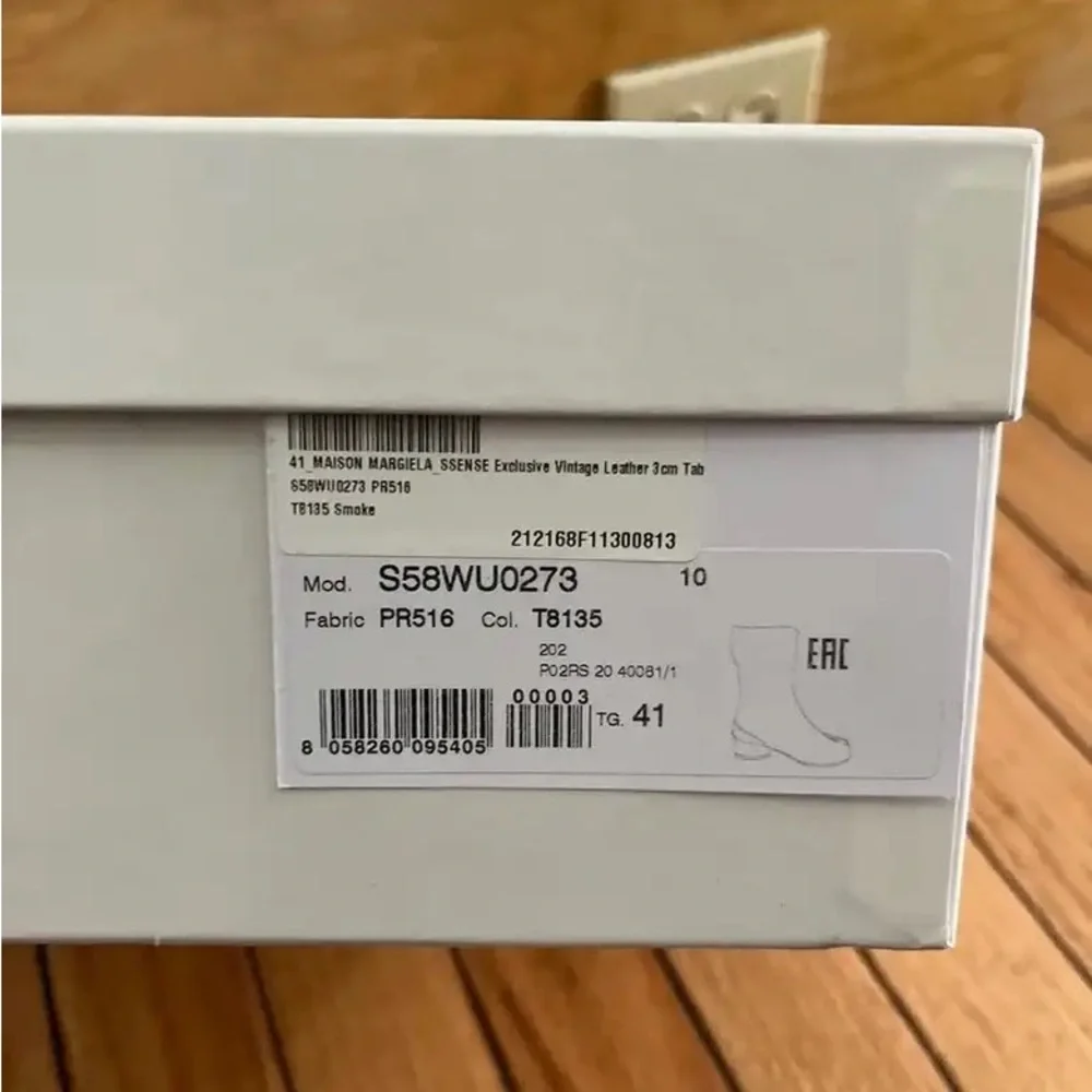 Amazing Margiela tabi boots low heel, in grey - Picture 4 of 7